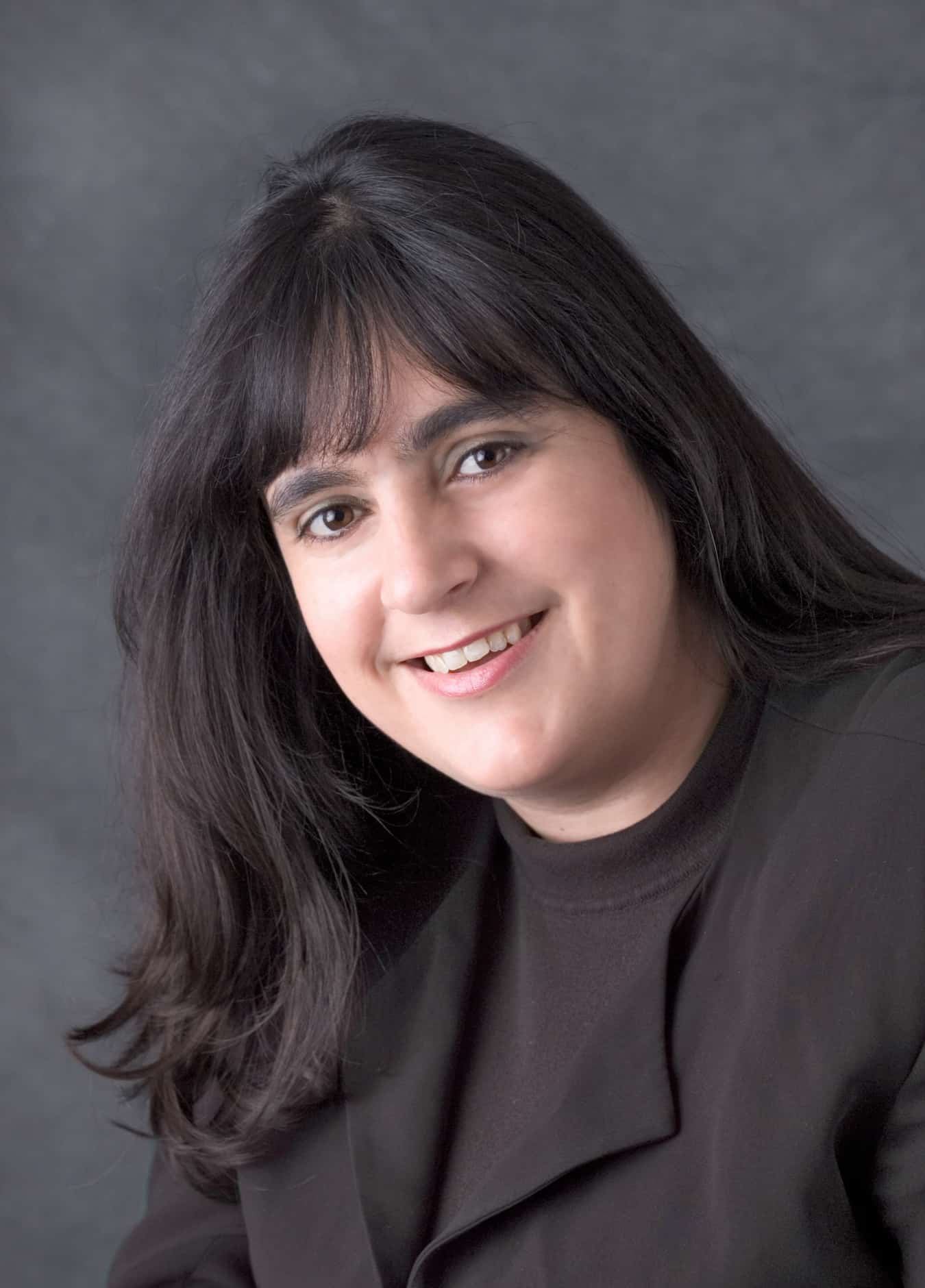 headshot of Sheila Farragher-Gemma